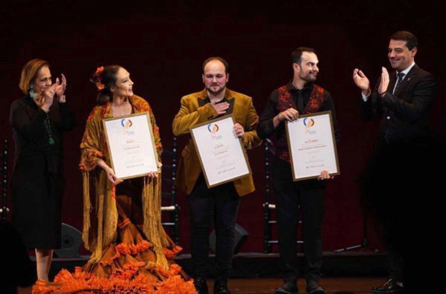 Ganadores Concurso de Arte Flamenco de Córdoba: José Fermín Fernández, guitarra; Florencia Oz, baile; y Francisco Escudero “El Perrete”, cante