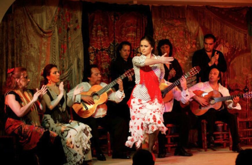 Café de Chinitas presenta un exclusivo programa flamenco para estas fiestas