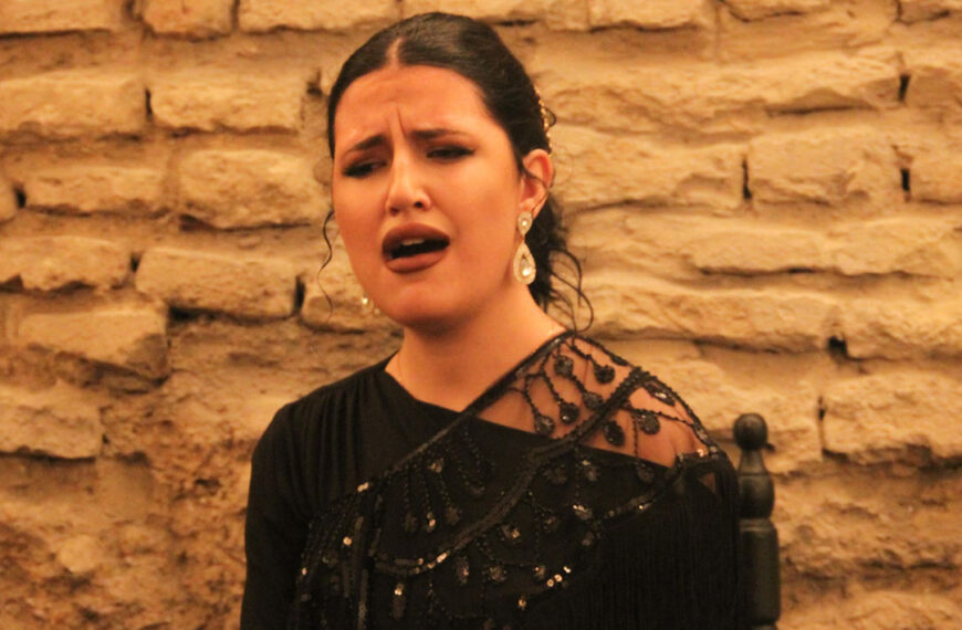 Esperanza Garrido: «llevo cantando desde que tengo uso de razón»