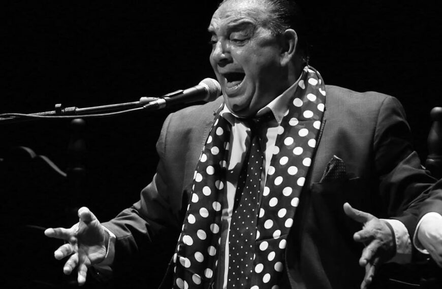 Homenaje y XII Distinción Flamenca Ángel Lacalle al cantaor extremeño Alejandro Vega