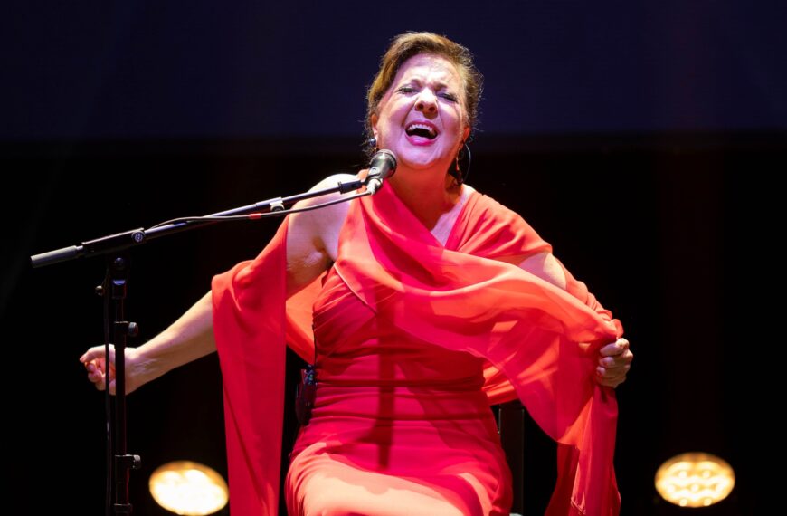 Un ciclo que se cierra: «Perlas a millares: 30 aniversario de Antología de la mujer en el cante» de Carmen Linares